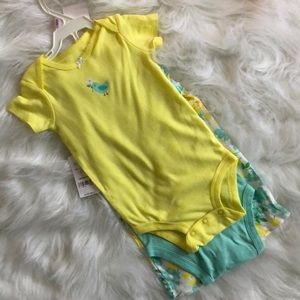 Carter’s Baby Bodysuit and Pants Set of 3 9 Months